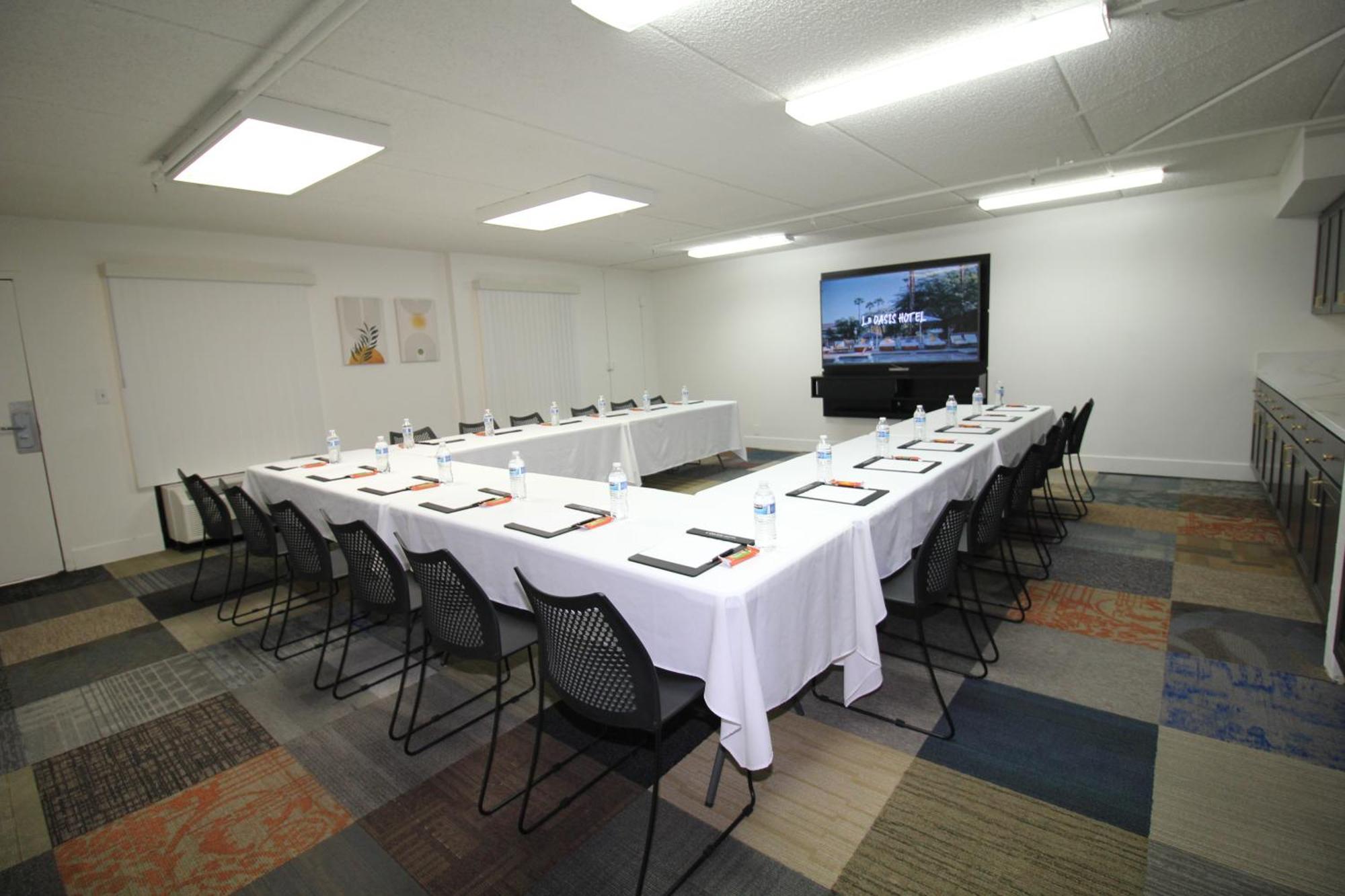 L3 Oasis Hotel Palm Springs Bagian luar foto